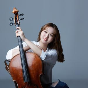 Lily Gwak, cello